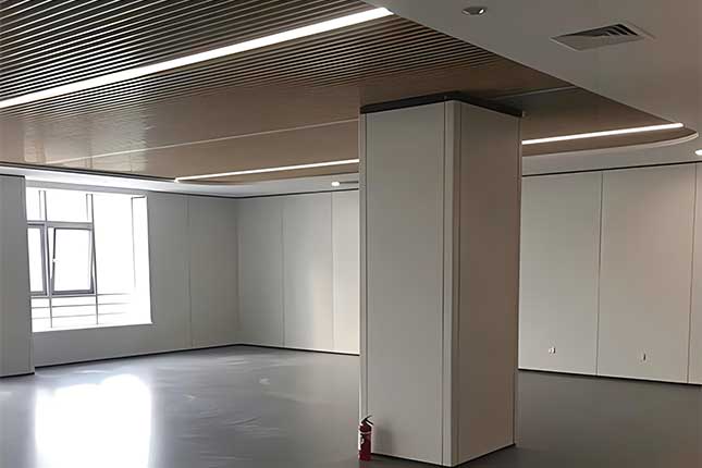 多方面判断哈尔滨装修半包外包情况 从施工队伍、合同条款、现场考察辨外包